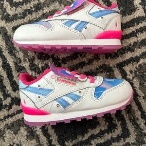 Size 7c sparkle Reebok children’s shoe